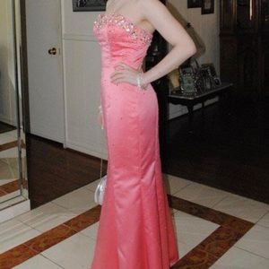 Terani Couture hand sewn jewel formal dress vintage size 6 gown